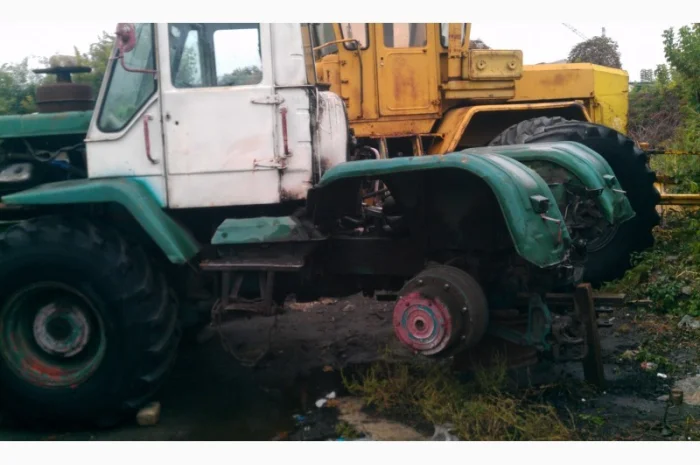 Корпус шарнира Т-150 (151.30.018-3) (пушка)- фото № 8