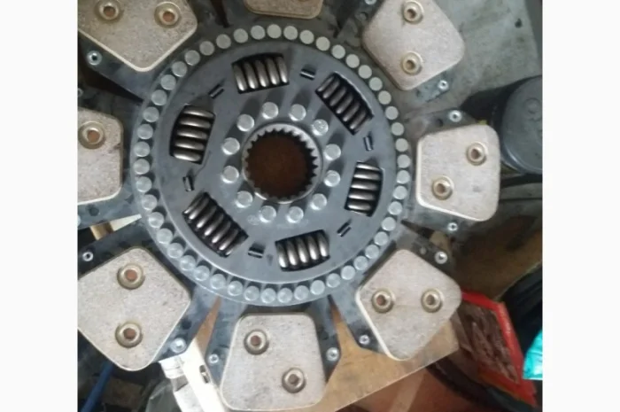 Корзина сцепления дойц фирменная LUK- фото № 2