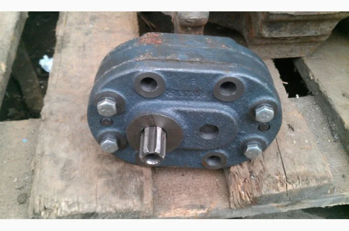 Насос НМШ-50 масляный шестерёнчатый, коробки трактора Т-150г, Т-150-05-09-25 ХТЗ и ХТЗ-181- фото № 1