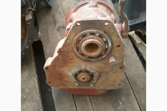 Редуктор ВОМ ДТ-75 (новый, СССР)- фото № 1