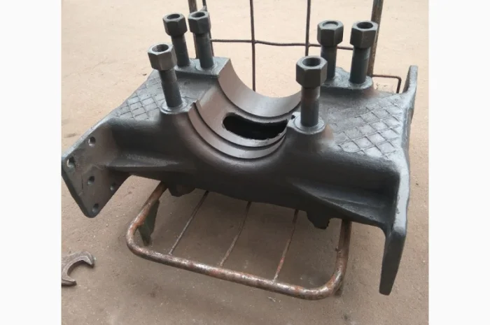 Опора задняя 151.30.017-2 Т-150, Т-156- фото № 1