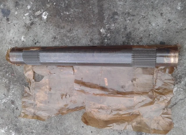 Вал верхний навески Т-150 под 2 цилиндра- фото № 2