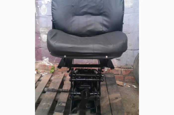 Сидение Т-150- фото № 2