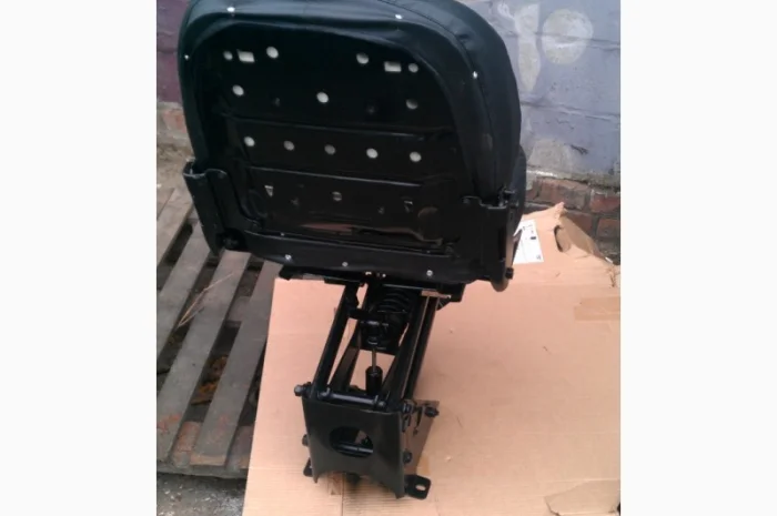 Сидение Т-150- фото № 5