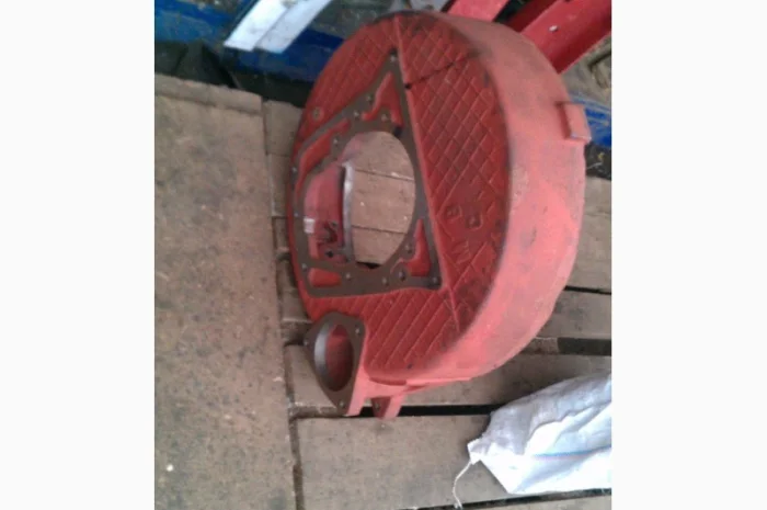 Картер маховика под стартер ЮМЗ- фото № 2