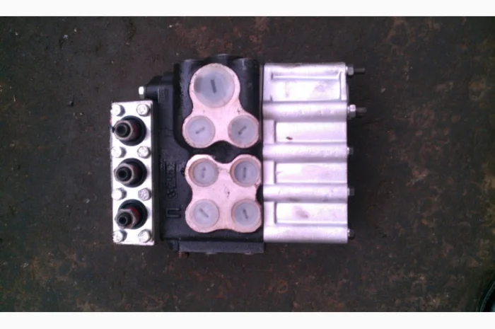 Распределитель Р-80 Т-150- фото № 2