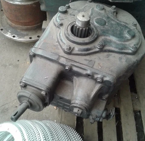 Реверс редуктор ДТ-75- фото № 1