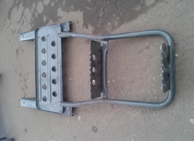 Подножка Т-150- фото № 1