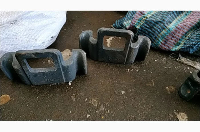 Кронштейн стремянки рессоры Т-150 (чемодан)- фото № 2