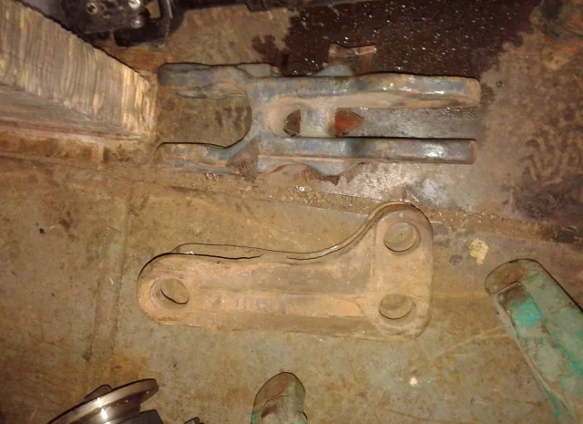 Скоба упряжная 150.35.105 трактора Т 150- фото № 1