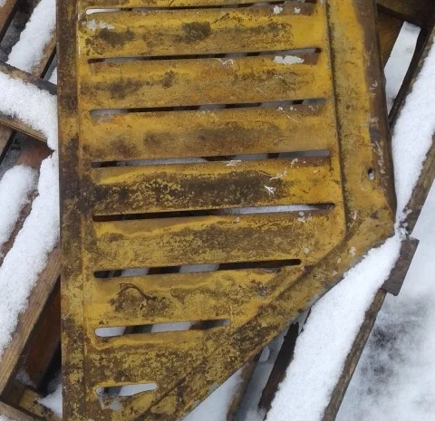 Боковина капота К-702 (жабра)- фото № 2