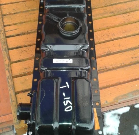 Бачок верхний радиатора Т-150- фото № 2