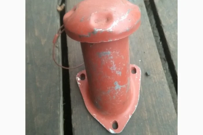 Горловина заливная с сапуном ЮМЗ- фото № 1