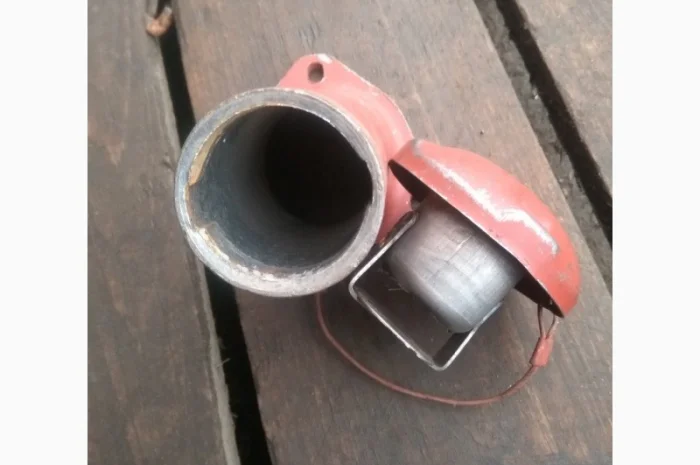 Горловина заливная с сапуном ЮМЗ- фото № 3