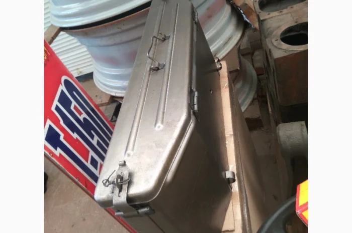 Ящик инструментальный Т-150- фото № 1