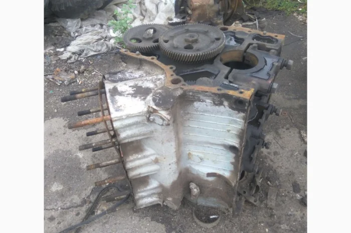 Блок двигателя ЯМЗ-236- фото № 1