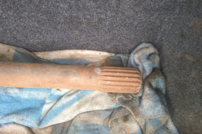 Полуось задняя левая, правая Т-150к (СССР)- фото № 2