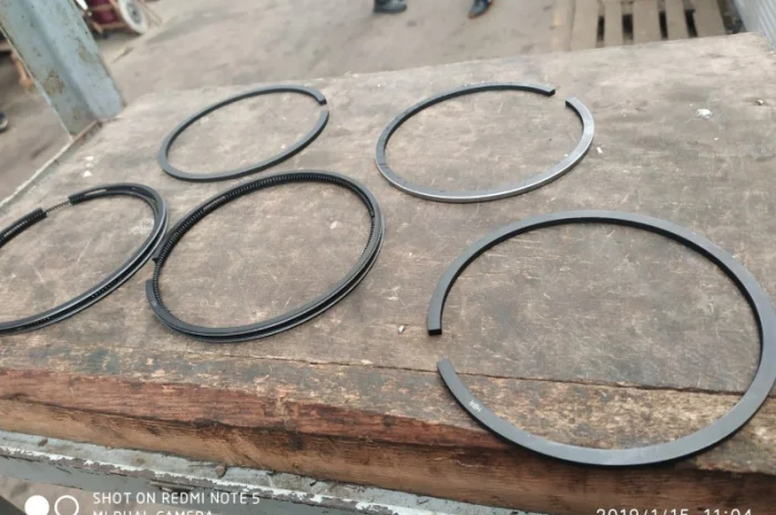 Кольца маслосъёмные ЮМЗ (Чехословакия)- фото № 3