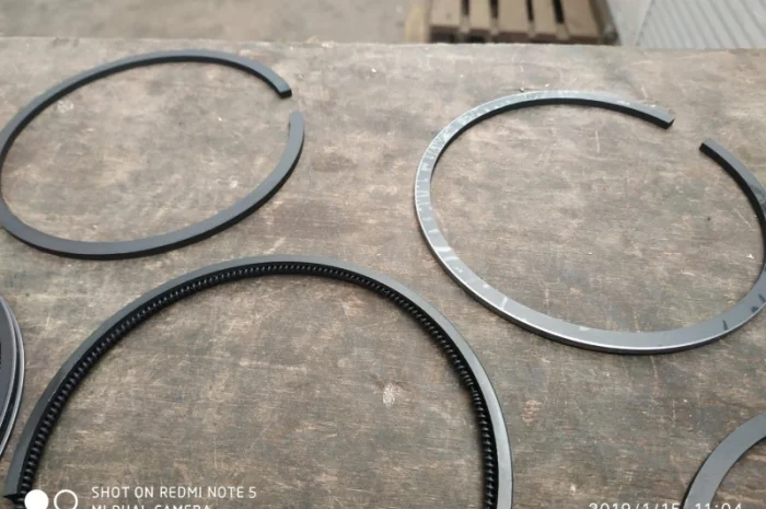 Кольца маслосъёмные ЮМЗ (Чехословакия)- фото № 4