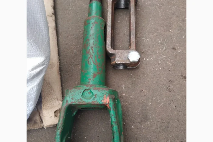 Вилка центрального винта Т-150 (завод)- фото № 2