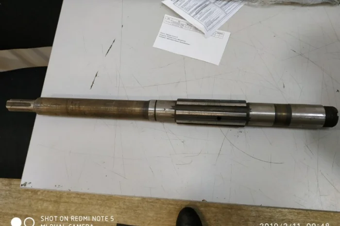 Вал привода насосов 700а.17.01.191- фото № 1