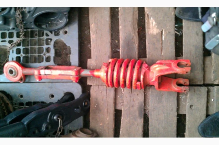 Винт центральный ХТЗ, Т-150 (нового образца)- фото № 4