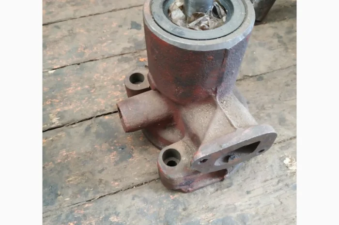 Помпа ЮМЗ Д-65 (новая СССР)- фото № 2