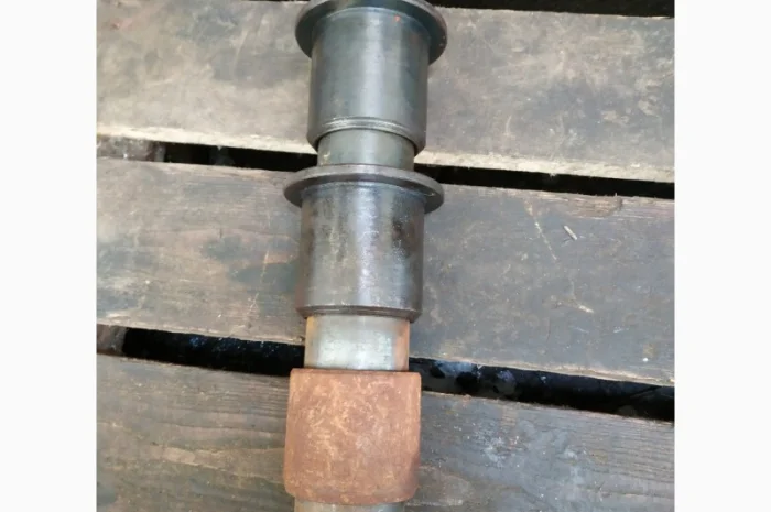 Ось качения ЮМЗ завод в сборе- фото № 1