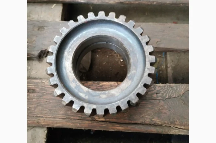 Шестерня подставная раздаточной коробки ЮМЗ завод- фото № 1