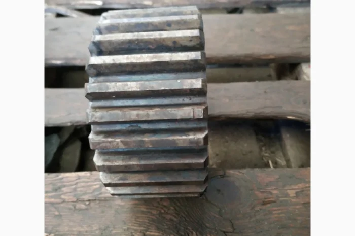 Шестерня подставная раздаточной коробки ЮМЗ завод- фото № 3