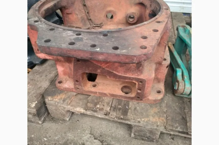 Корпус проставочный ЮМЗ нового образца, завод- фото № 1