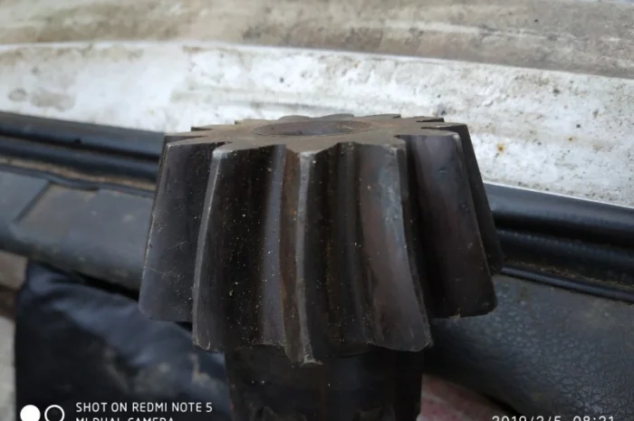 Вал вторичный ЮМЗ (хвостовик) б/у- фото № 2