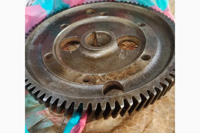 Шестерня распредвала ЯМЗ-238 84z большая- фото № 1
