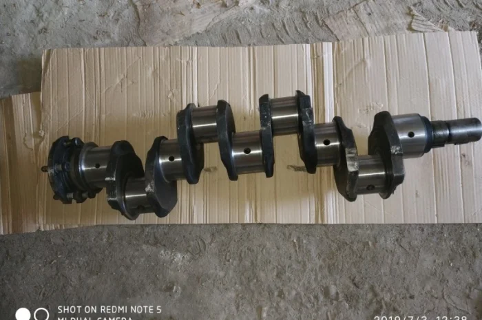 Коленвал ЮМЗ, Д-65 СССР- фото № 1