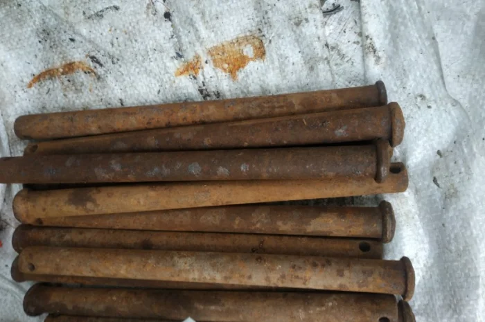 Палец трака Т-70 (широкая гусеница СССР)- фото № 2