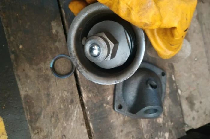 Фильтр гидробака ЮМЗ- фото № 2