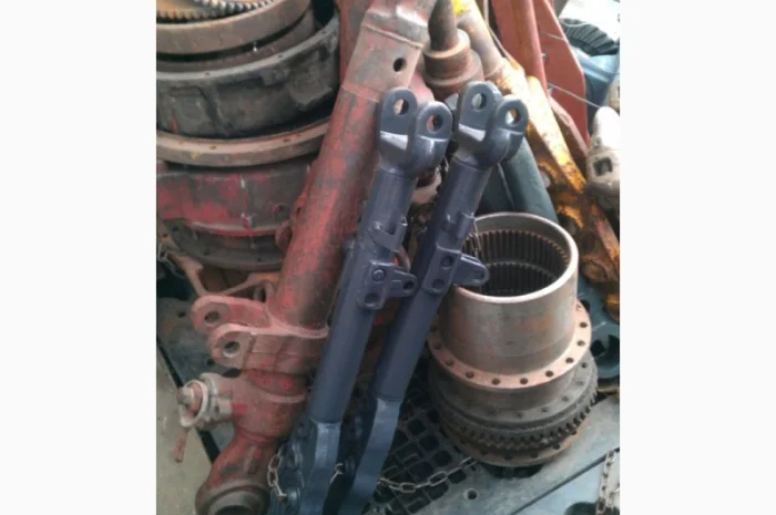 Центральный винт МТЗ, ЮМЗ, Т-150 (СССР)- фото № 7