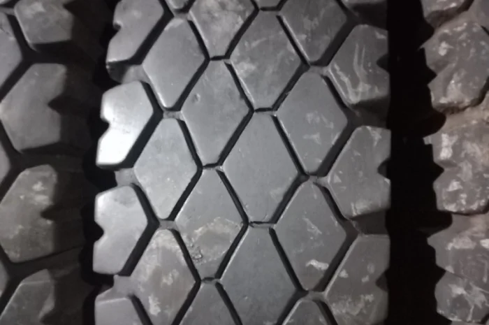 Бу шина 280-508 (10.00-20) ромб на камаз, Зил (Кама, Белшина, Росава)- фото № 5