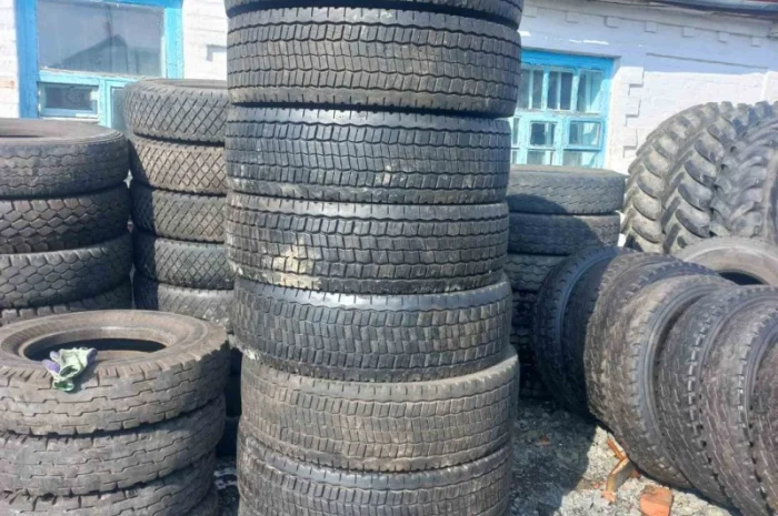 Б-у резина 315/80/22, 5, 315/80р22.5, 315*80*22.5, 315х80х22.5, R22/5 Белшина- фото № 1