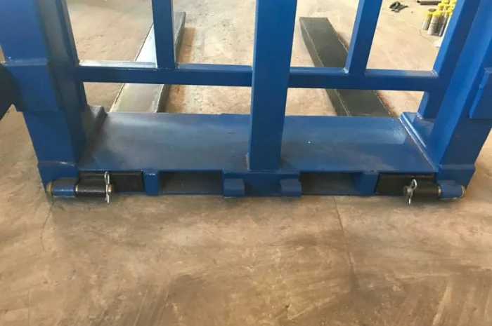 Вила для поднятия Евро-поддонов на трактор Т-40, ЮМЗ, МТЗ- фото № 4