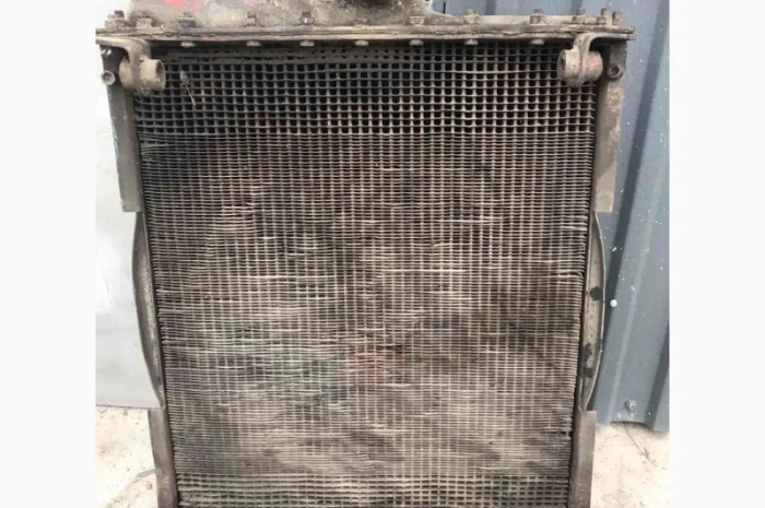 Продам радіатор на мтз-80- фото № 1