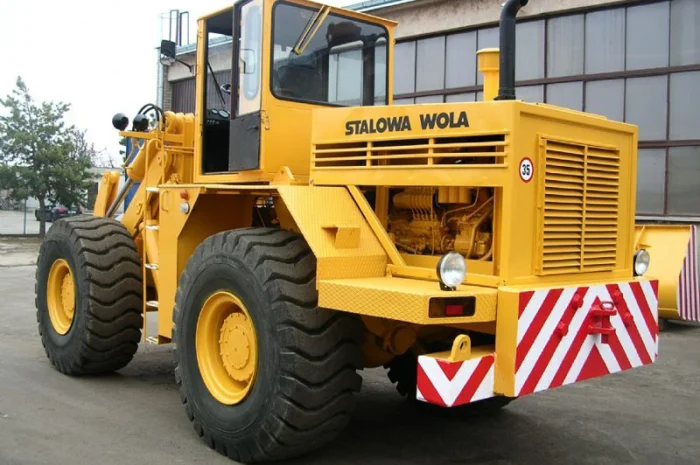 313-01-0092C1 / 0093C1 Гидроцилиндр подъёма стрелы погрузчика Stalowa Wola L-34- фото № 1