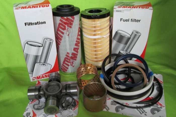 Запчасти Manitou- фото № 1