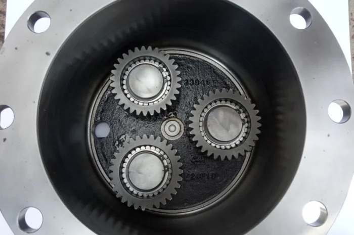 Deutz 0.900.1209.7 опора сателитов- фото № 1