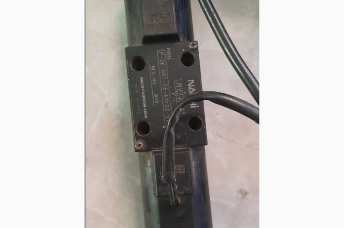 Электрический гидрораспределитель Nachi Japan- фото № 1