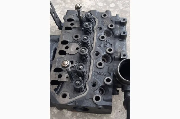 Головка блока двигателя Yanmar Tk3.66- фото № 3