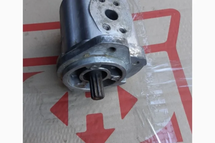 Насосы гидравлические к вилочным погрузчикам- фото № 3