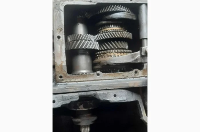 Механическая коробка передач кпп к вилочным погрузчикам тоета- фото № 3