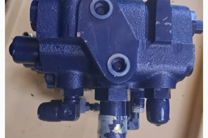 Гидрораспределители к вилочным погрузчикам тоета тсм- фото № 1