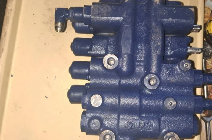 Гидрораспределители к вилочным погрузчикам тоета тсм- фото № 4